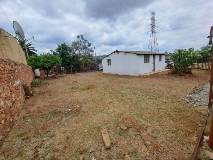 For Sale: House in Mamelodi West, 2 beds, large yard, investment opportunity.