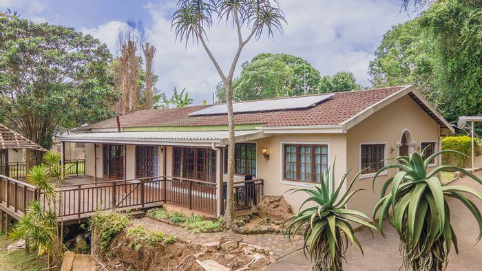 Hillcrest Central House For Sale: 4 beds, 2 baths, large lot, renovation potential.