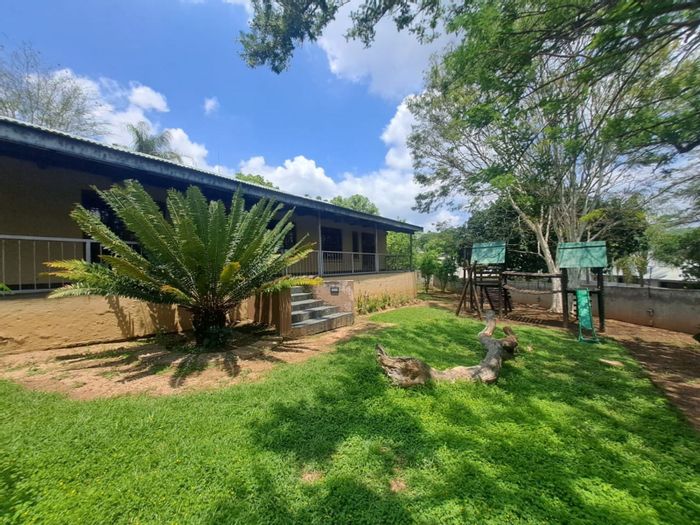 For Sale: House in West Acres Ext 20 with 5 bedrooms, pool, and flatlet.