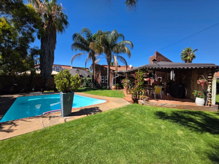 Royldene House For Sale: Family room, study, pool, garden irrigation, staff accommodation.