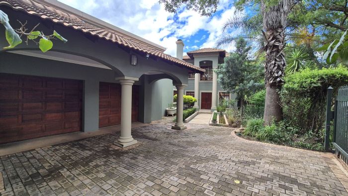 Lydenburg Central House For Sale: 5 beds, pool, granny flat, close to schools.