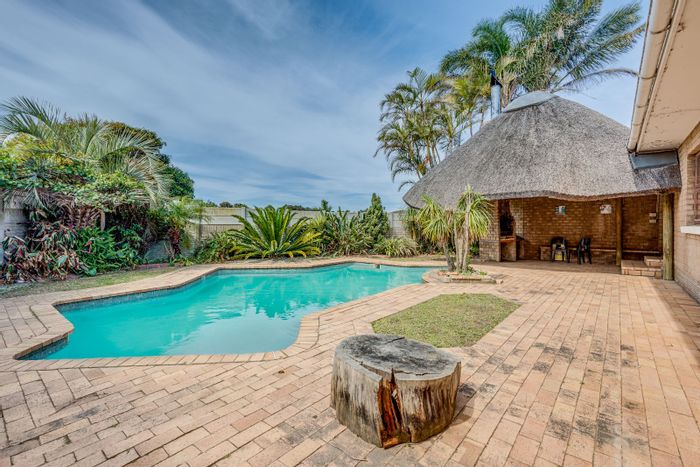 For Sale: House in Westering with pool, flatlet, and double garage.