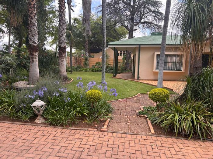 3 Bedroom House For Sale in Polokwane Central with flatlet, garden, and security.