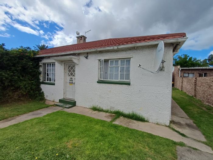 For Sale: House in Forest Hill with multiple rental units and strong cash flow.