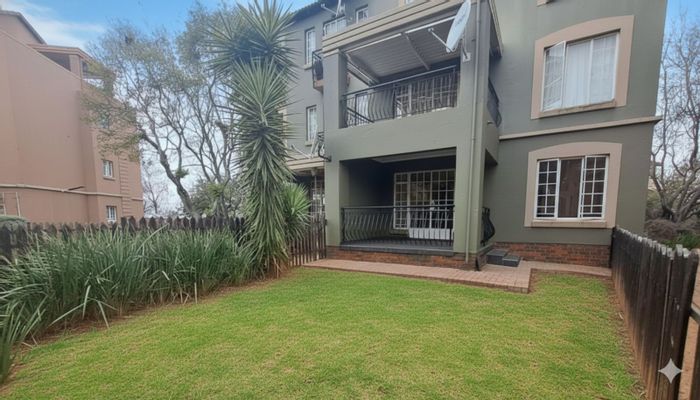 Townhouse for Sale in Castleview: 2 Beds, Garden, Pool, Secure Parking.