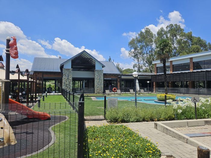 For Sale: 2-Bedroom Apartment in Olivedale with Lifestyle Centre and Parking.