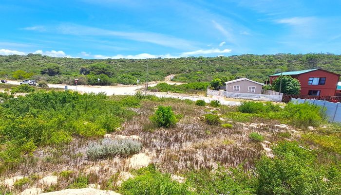 Kleinkrantz Vacant Land For Sale: 343m², 450m to beach, services connected.