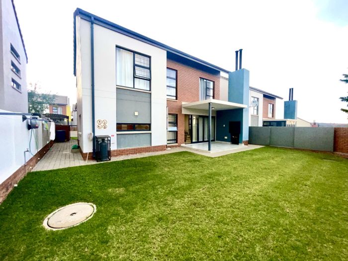 For Sale: Townhouse in Rooihuiskraal North with pool, security, and family amenities.
