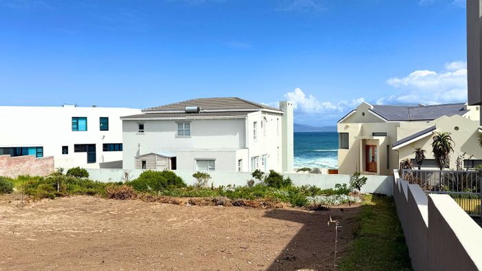 Vacant Land Residential For Sale in Perlemoenbaai, 130m from the ocean.