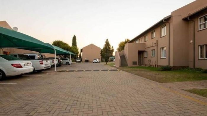 2 Bedroom Apartment For Sale in Beyers Park, secure complex, close to amenities.