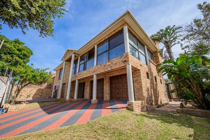 For Sale: Bluewater Bay House with sea views, pool, flatlet, and dual living.