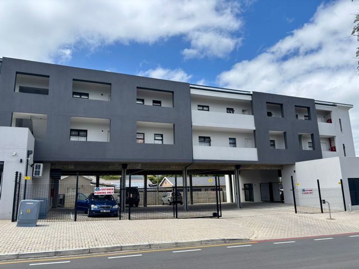 For Sale: Apartment in Bo Dorp with mountain views, inverter system, and rental potential.