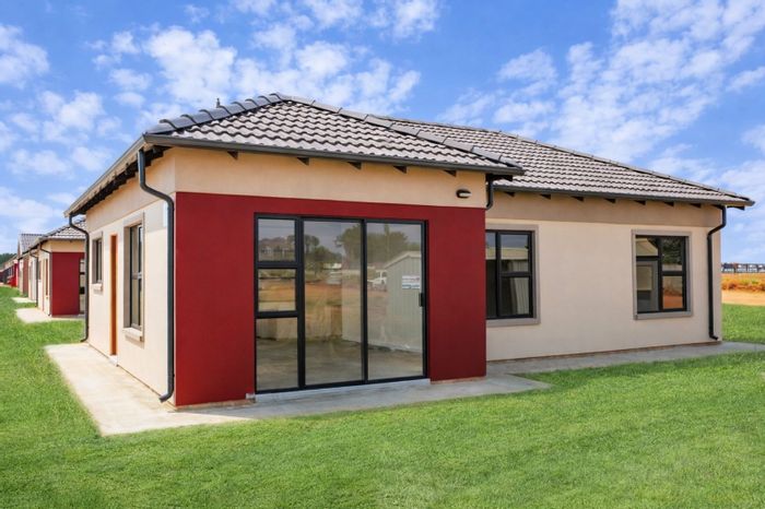 For Sale: House in The Orchards with open-plan living, 3 bedrooms, and low maintenance.