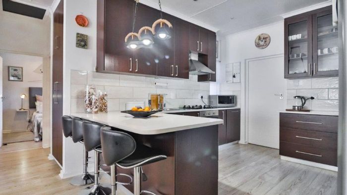 Bayview House For Sale: 3 beds, 2 baths, outdoor entertainment, pet-friendly garden.