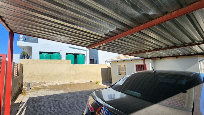 House for Sale in Riverside View: 2 Bedrooms, Carport, Close to Amenities.