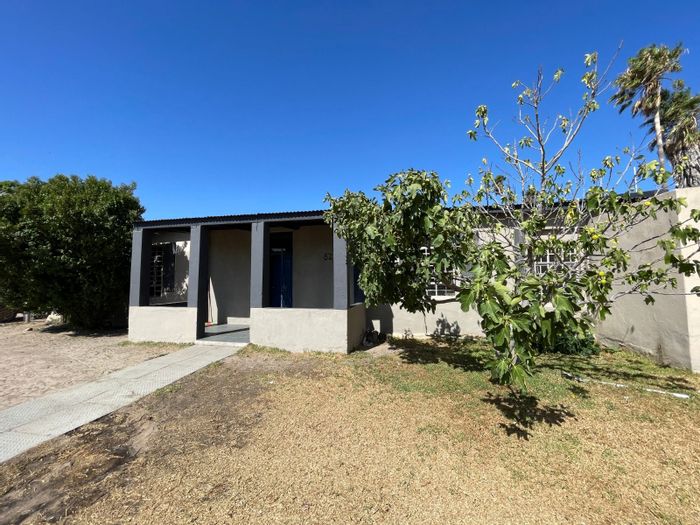 For Sale: Kalbaskraal House with business rights, two income units, and heritage charm.