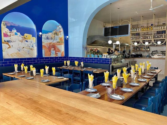 Retail Restaurant For Sale in Linden: Fully equipped, turnkey, high-visibility location.