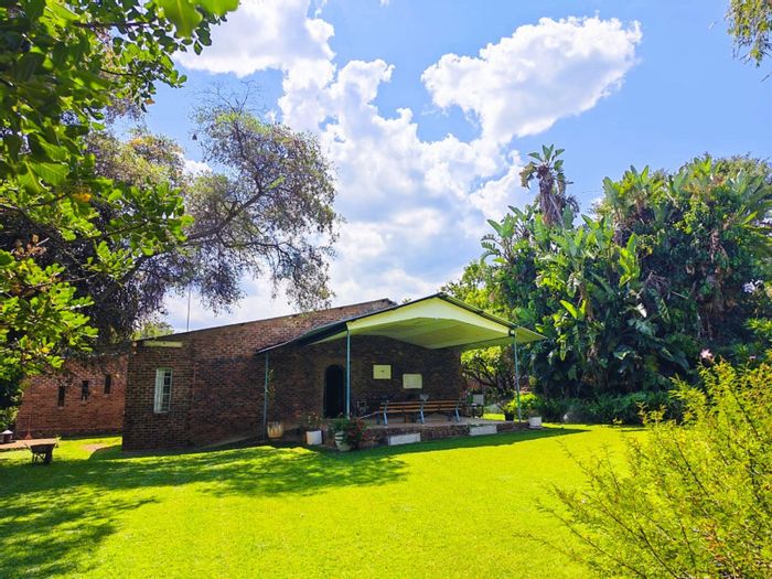 For Sale: 34-Hectare Farm in Modimolle Rural with Dual Residences and Livestock Facilities.
