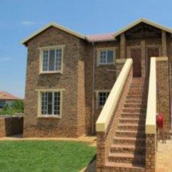 2 Bedroom Apartment To Rent in Strubensvallei with balcony, security, and parking.