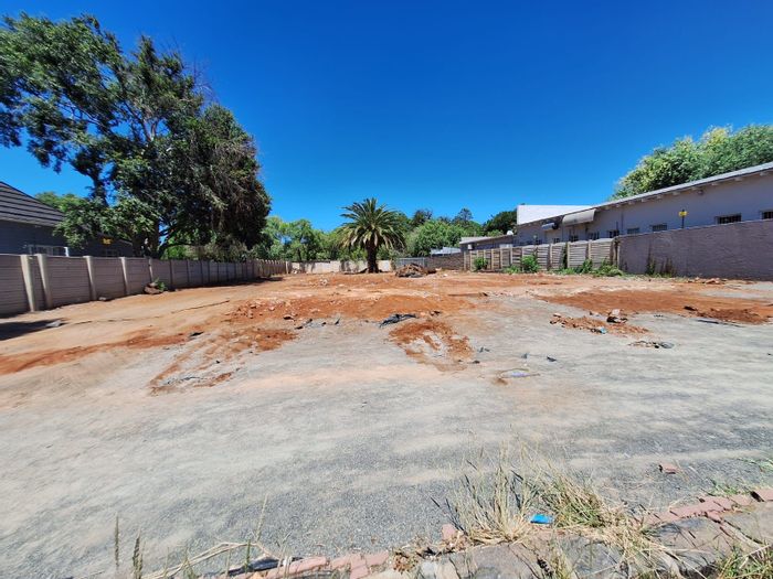 Herlear Business Stand For Sale: 955m², prime location, high visibility, business rights.