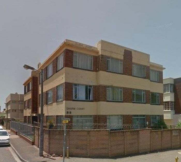 1.5 Bedroom Apartment To Rent in Morningside, close to amenities and transport.
