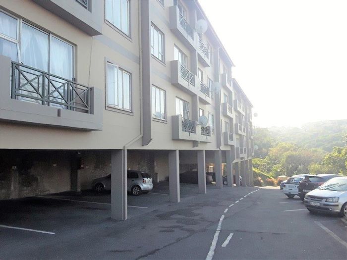 1-Bedroom Apartment in Carrington Heights with pool access, parking, and convenient amenities.
