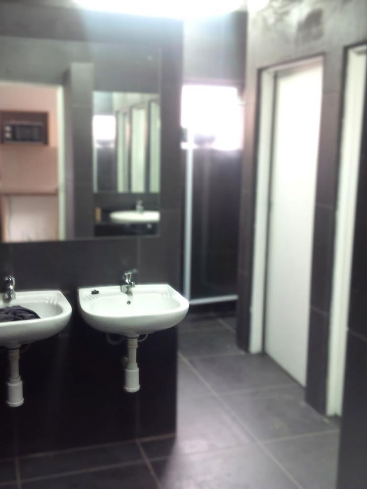 Bathrooms with showers