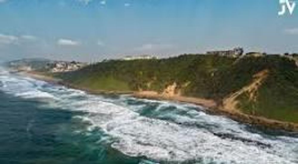 ISIPINGO RIVER MOUTH