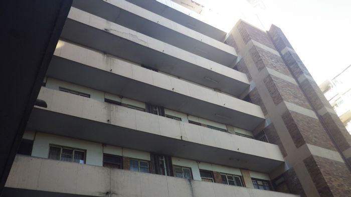 Chic Flat To Rent in Joubert Park - Ideal for Young Professionals