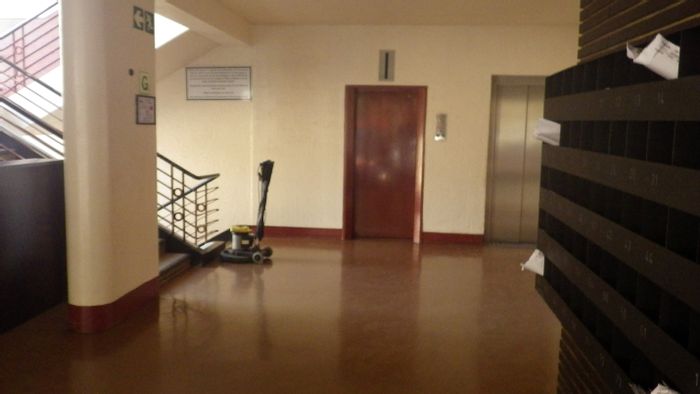 Flat To Rent in Hillbrow: 2 bedrooms, secure parking, near transport and amenities.