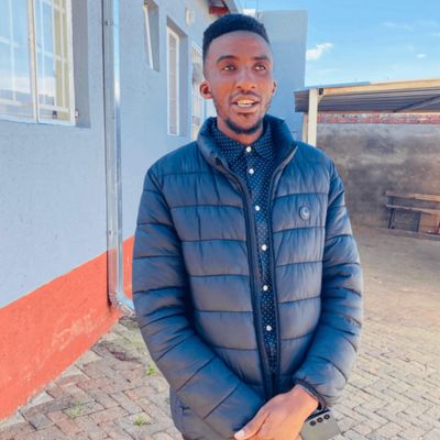 Ileni-Kuye H Mukete  photo