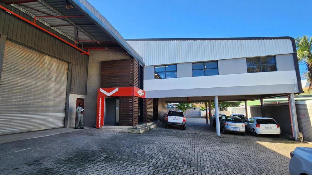 This 707sqm property in Glen Anil was let out through Swindon Property at R85 per square metre, on a five-year lease