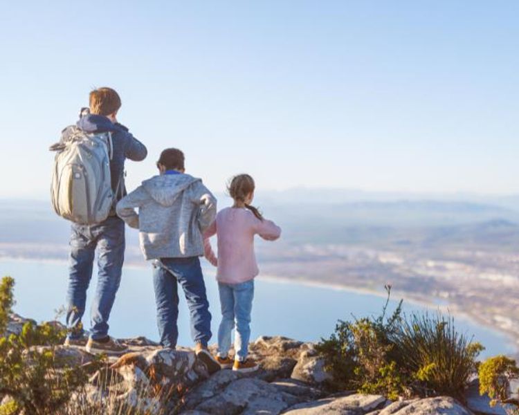 How to Choose the Right Suburb When Moving to Cape Town