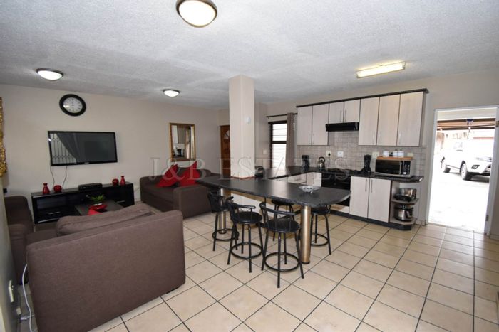 Property #1271251, Townhouse for sale in Lagoon