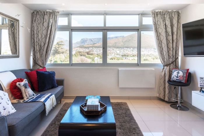 Property #1301798, Apartment for sale in Mouille Point
