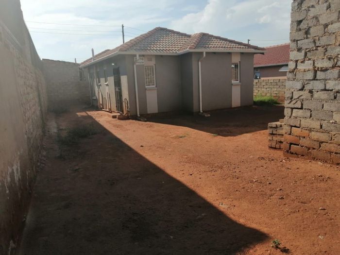 Property #1452116, House pending sale in Mamelodi