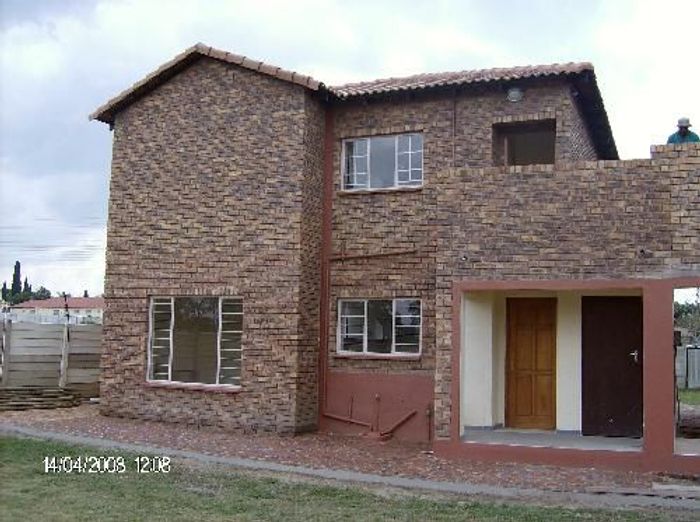 Property #160365, Cluster for sale in Brakpan North