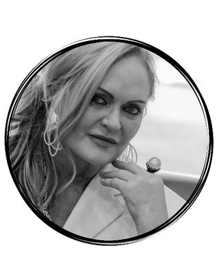 Yolanda van Rooyen photo