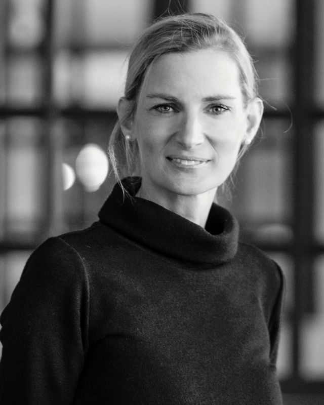 Yvonne van Staden photo