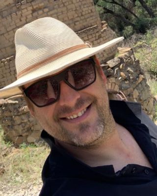 Henning van Wyk photo